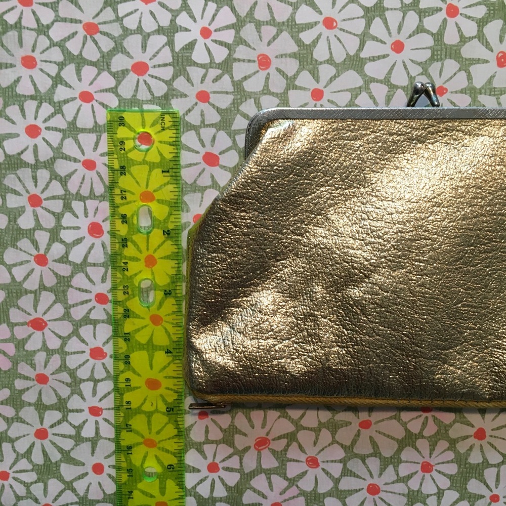 Vintage Laurel Burch Earrings & VTG Gold Purse - Picture 8 of 15
